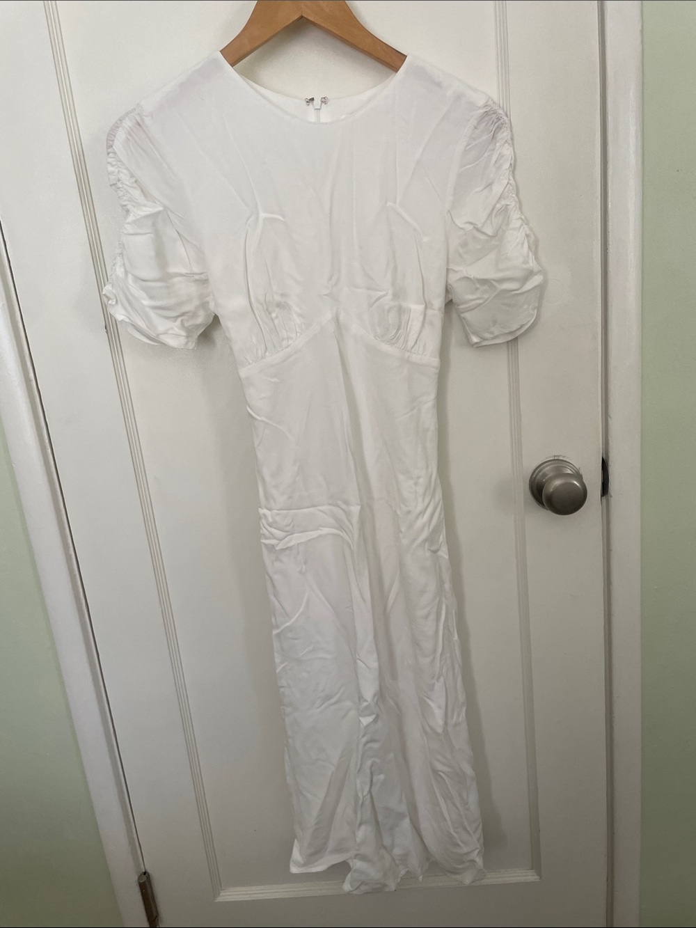 Women’s White Midi Dress - Classic Puff Rouche Sleeve